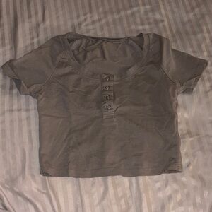 Chic Gray Buttoned Women's Crop Top